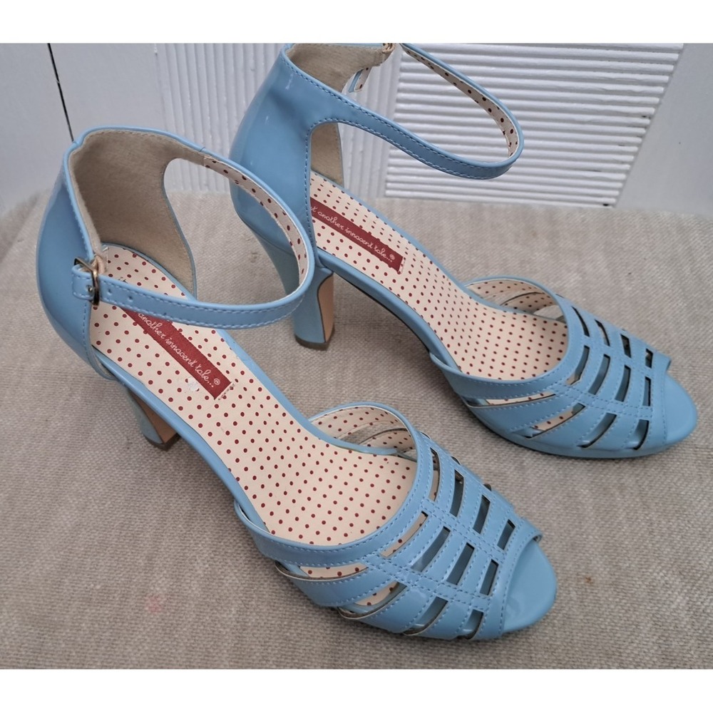 But Another Innocent Tale Heels Sandals Size 11 Blue Patent Leather Ankle Straps - Picture 2 of 10